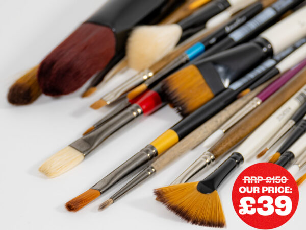 Art Discount: 40 mixed Daler-Rowney brushes plus one Graduate XL brush – now available for 74% off RRP