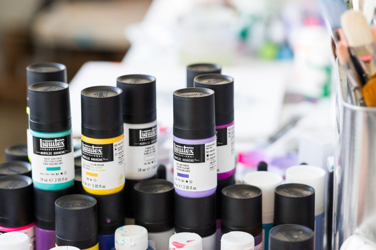 London Graphic Centre: Big Savings on Liquitex