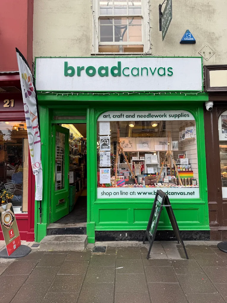 Broad Canvas art supplies Leeds