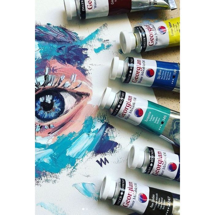 Daler-Rowney Georgian water mixable oil paint lifestyle