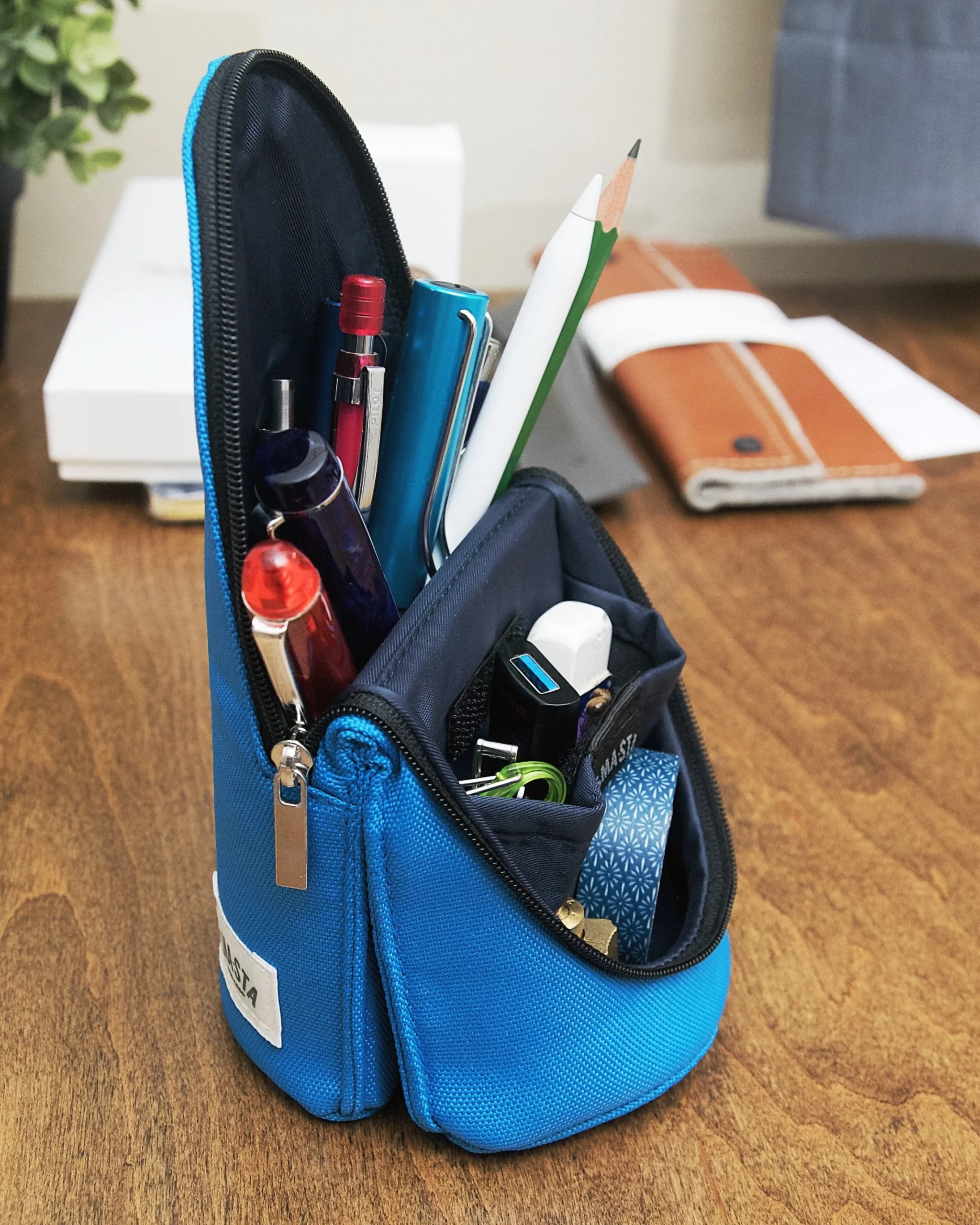 Lihit Lab book style pen case artist mixed media