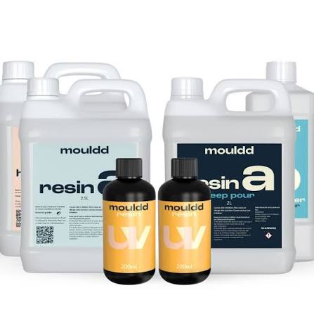 Mouldd UV resin kit with lamp for beginners