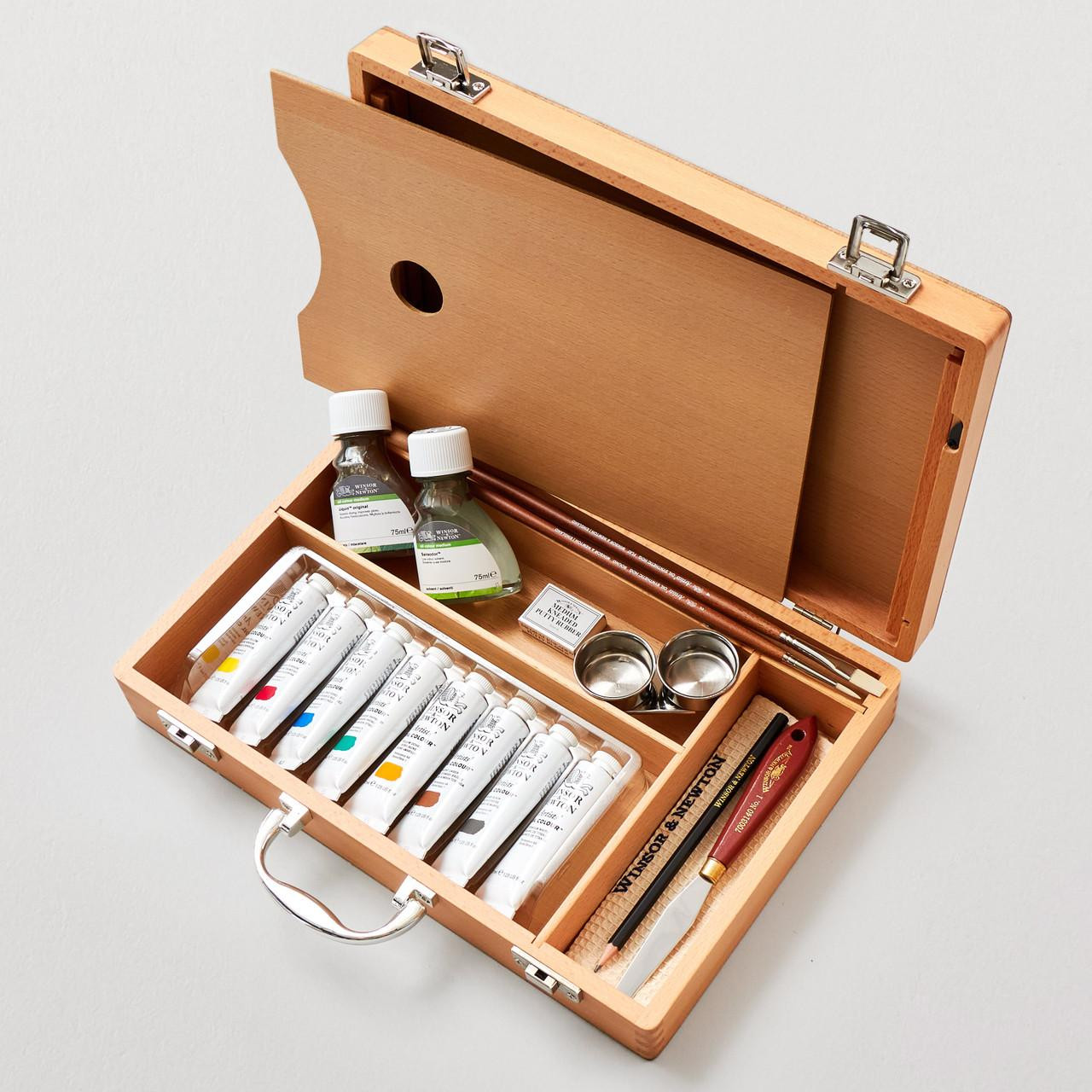 Winsor & Newton 8 Oil Colour Set with Brushes & Palette